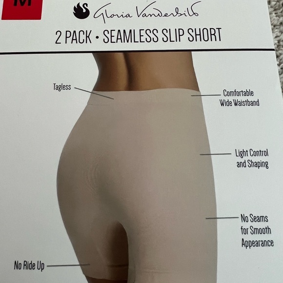 ⭐️ Firm Price ⭐️ New in box seamless dress shorts - Picture 4 of 4